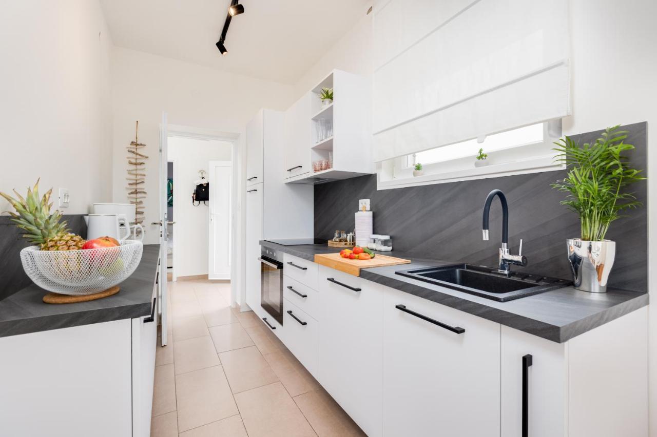 Apartments Come&Stay Punat Exterior photo