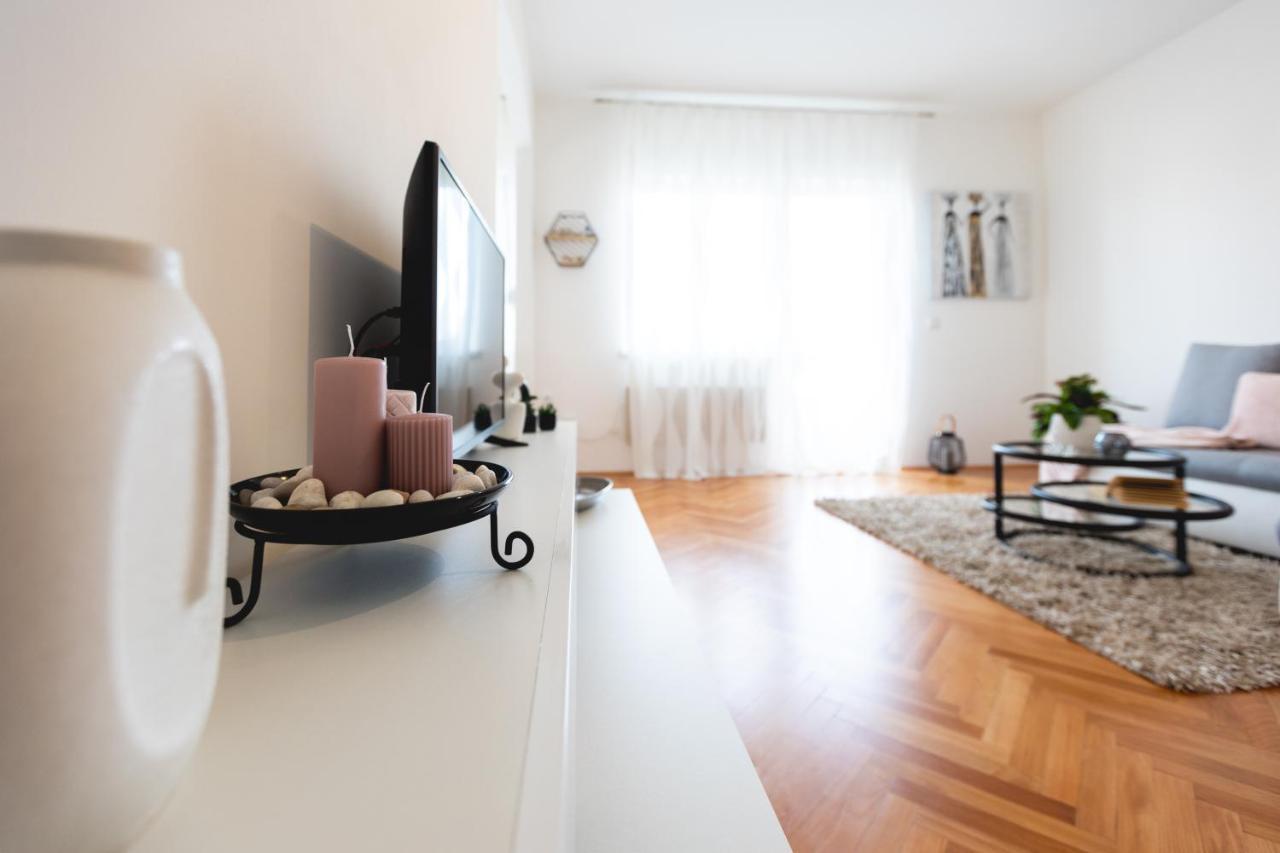 Apartments Come&Stay Punat Exterior photo